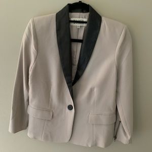 BB Dakota Blazer